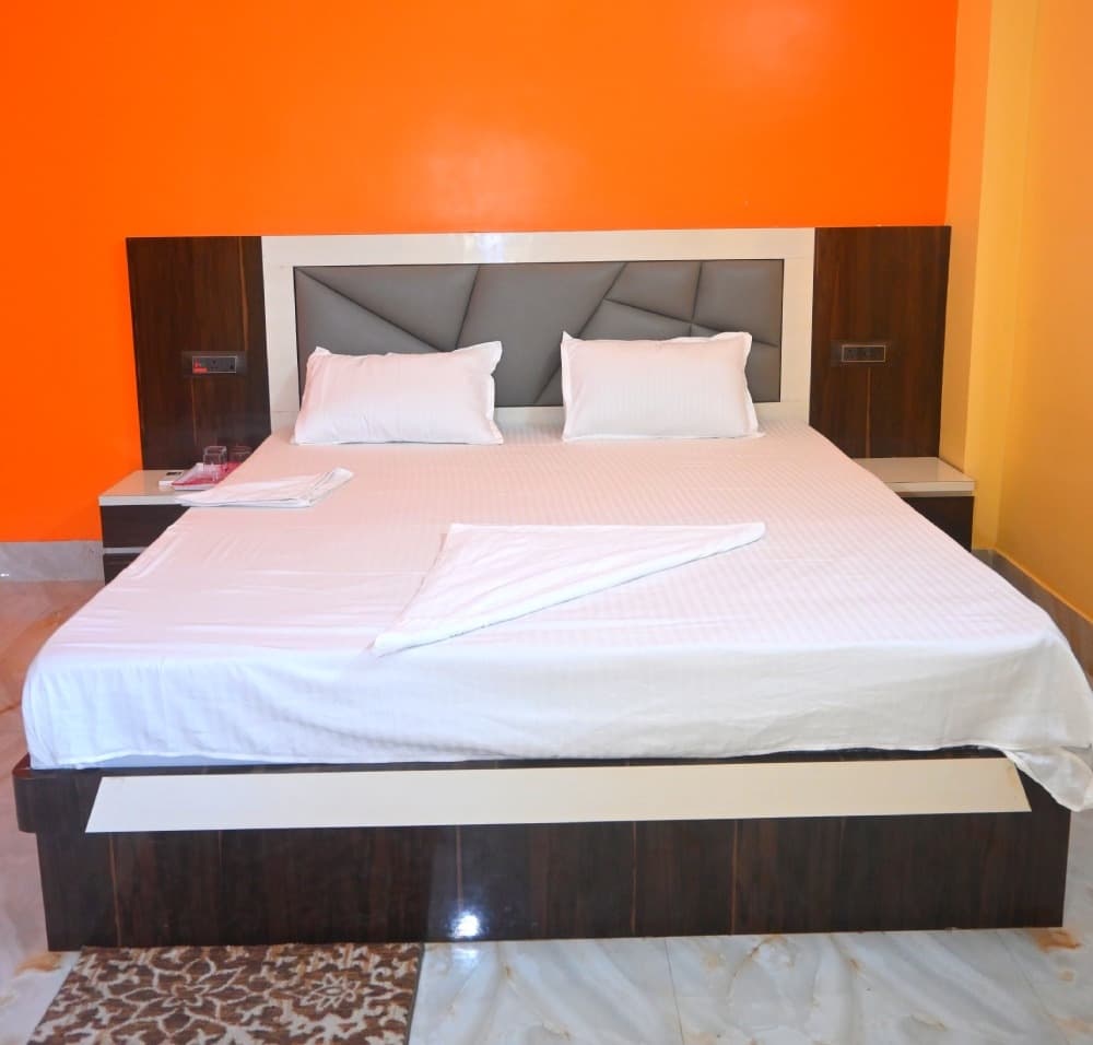 AC Deluxe Room